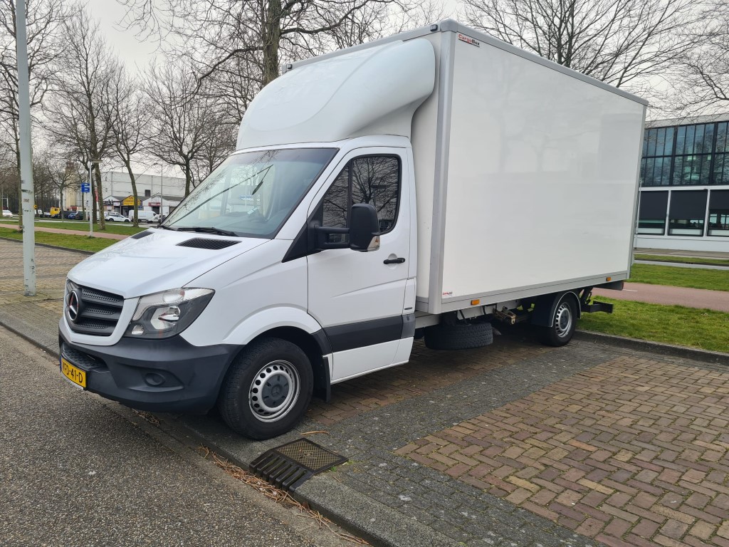 RESA Transport bestelwagen